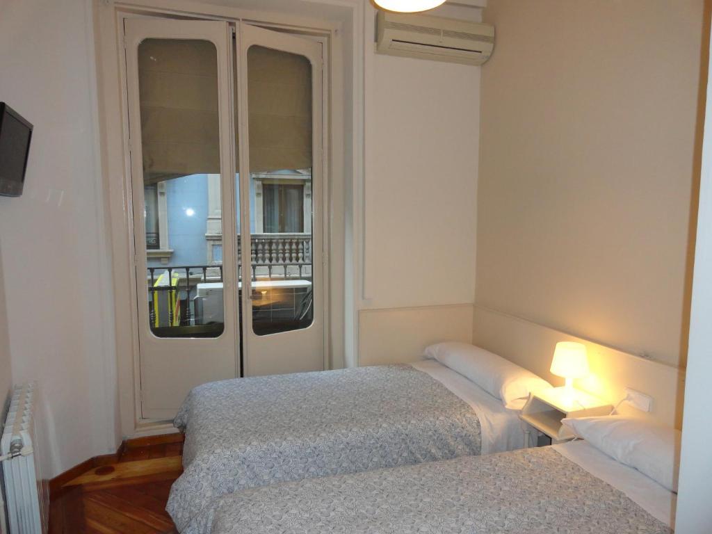 Hostal Alistana Madrid Rum bild