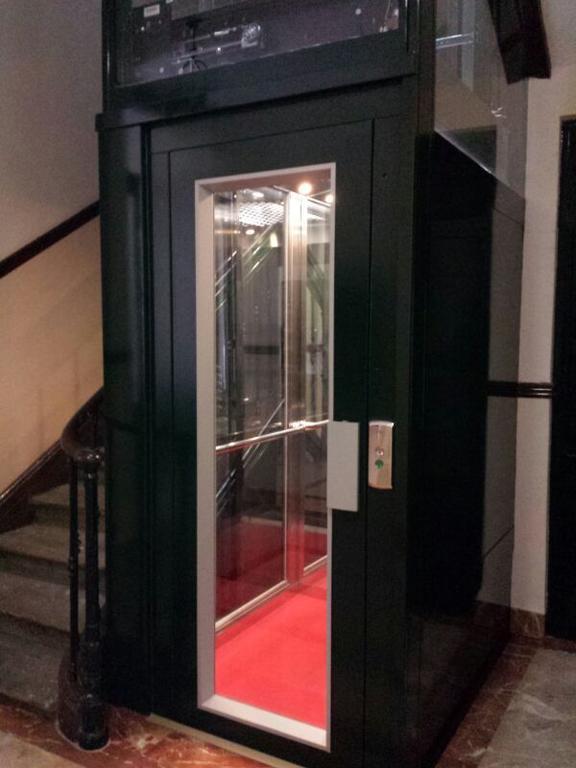 Hostal Alistana Madrid Exteriör bild